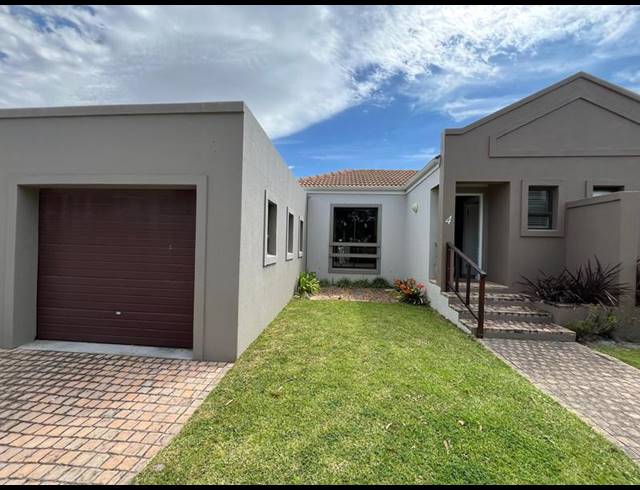 2 BEDROOM TOWNHOUSE FOR SALE IN ELFINDALE